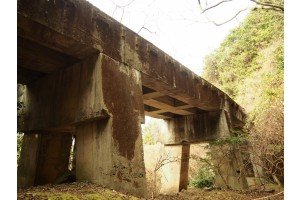 力丸ダム近くの建築物