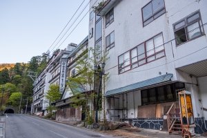 会津東山閣キャニオン アネックスシンフォニー 廃墟検索地図