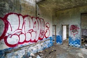 指宿港近くの廃温泉 指宿港近くの廃温泉