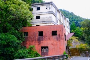 ホテル ブルー 湯の山温泉 廃墟検索地図