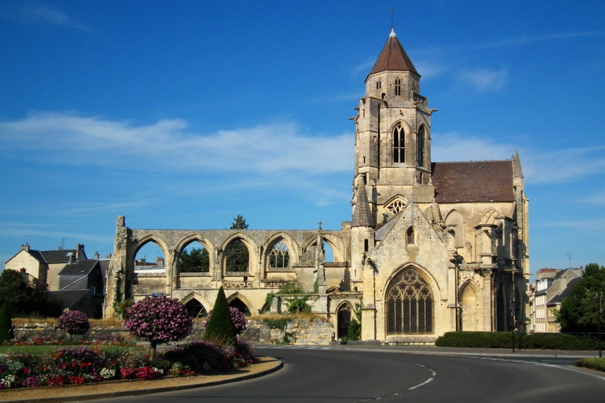 聖エティエンヌ教会 Eglise Saint Etienne Le Vieux 廃墟検索地図
