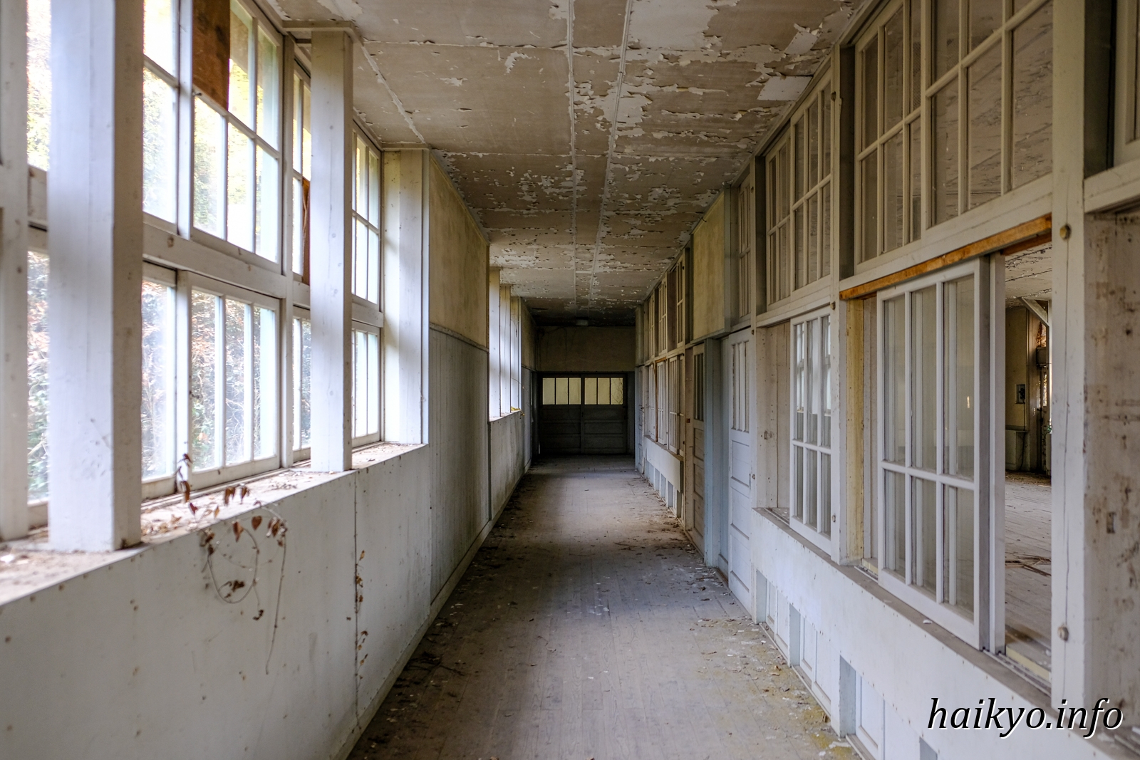 城南中学校（白い廃校） 廃墟検索地図